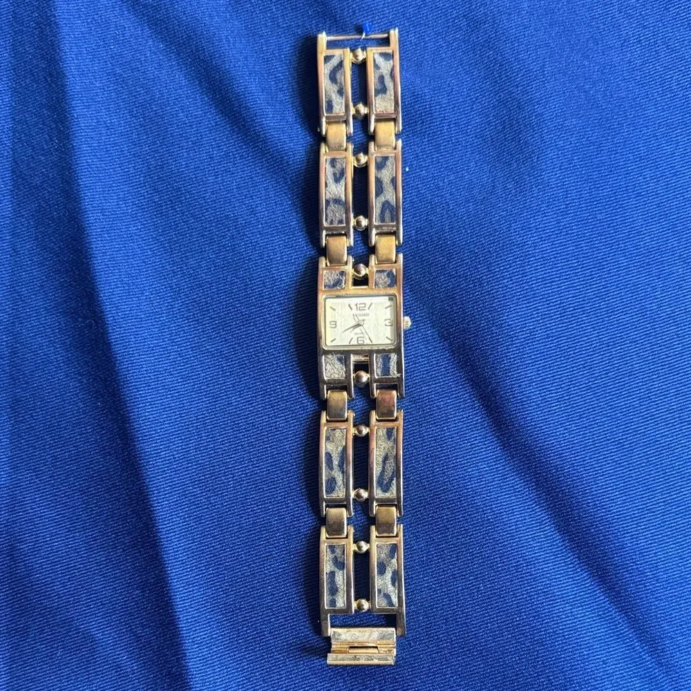 Kesaris Gold Women's Watch
